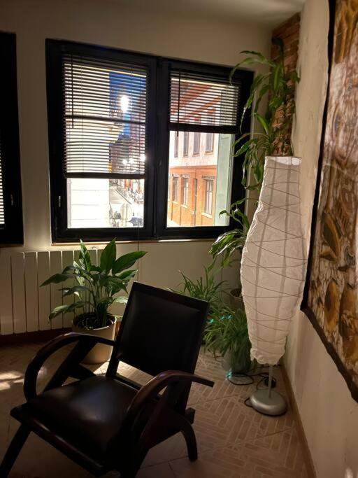 A 150 Pas Du Capitole! Apartman Toulouse Kültér fotó