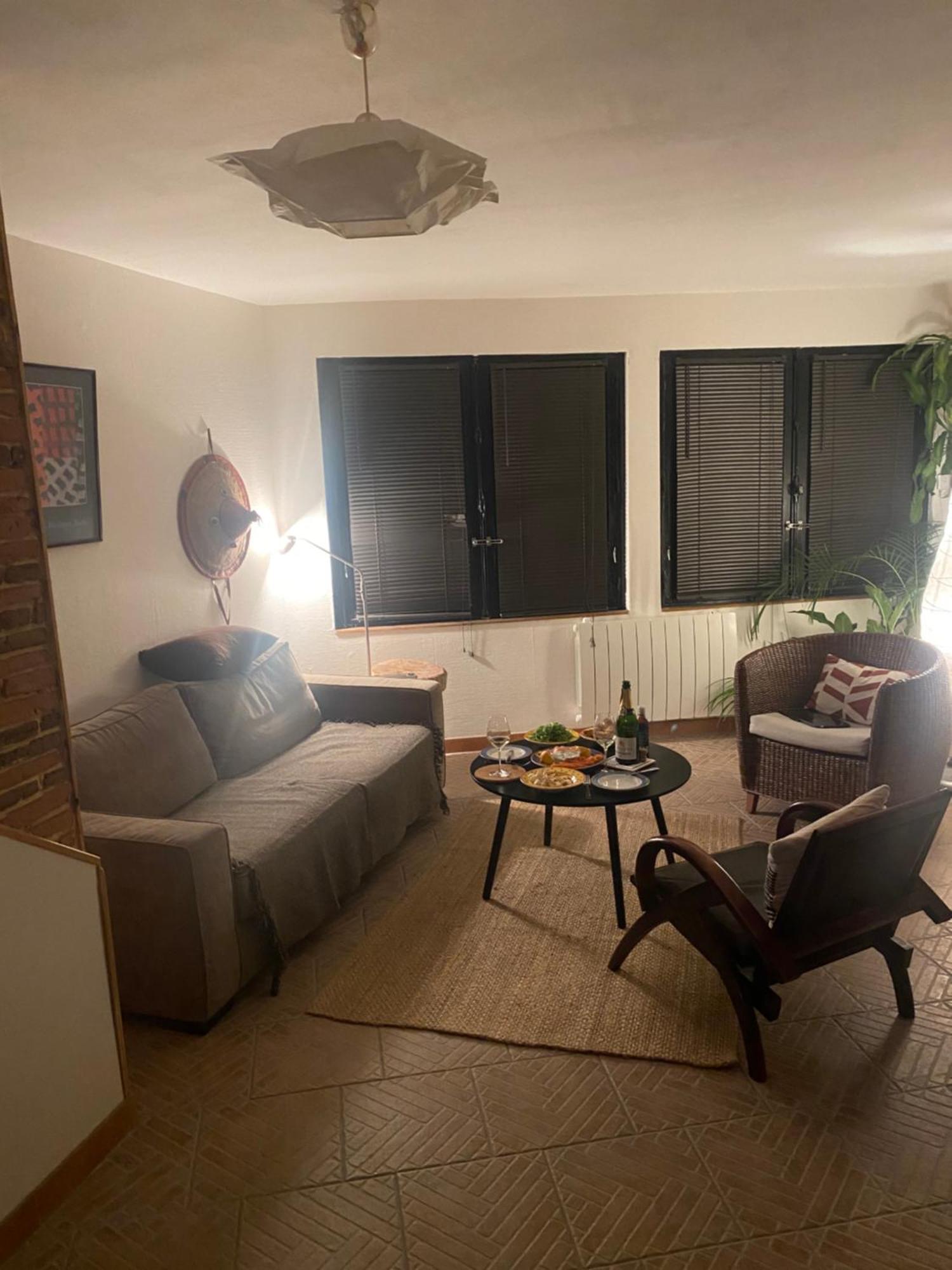 A 150 Pas Du Capitole! Apartman Toulouse Kültér fotó